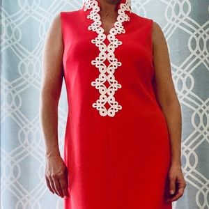 Vince Camuto cocktail dress w/ embroidered detail